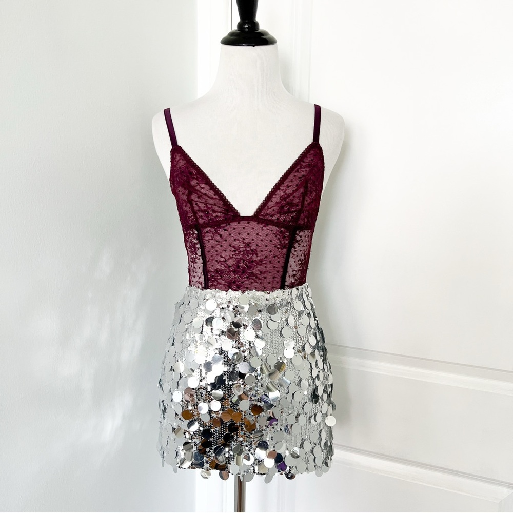 White Fox Boutique Silver Sequin Mini Skirt - small